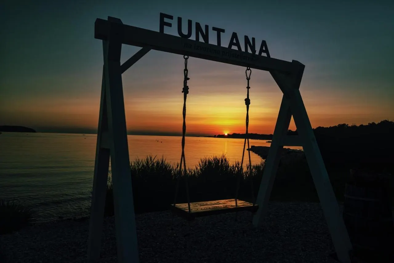 Apartament Onda Funtana 0*,
